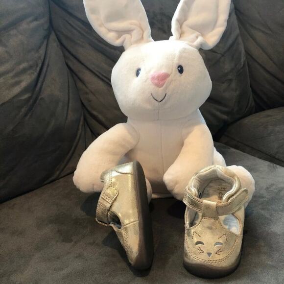 Carter’s Gold Crawling Shoes, Layla Infant Girl, 2 - Picture 2 of 5